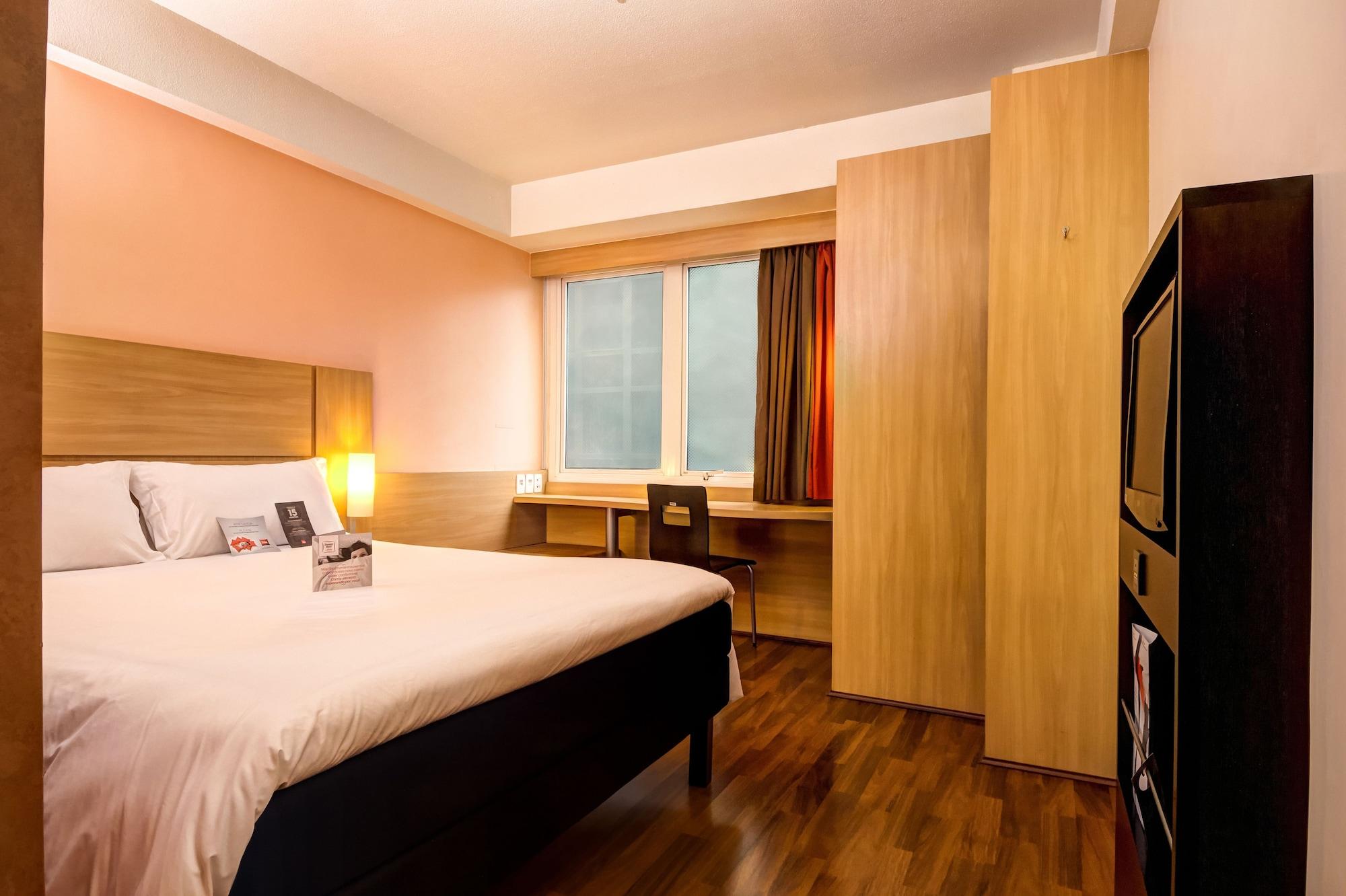 Отель Ibis Sao Paulo Paulista Экстерьер фото